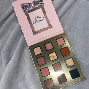 Too Faced Holiday palette